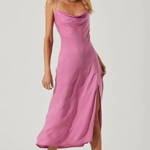 ASTR Gaia Midi Dress